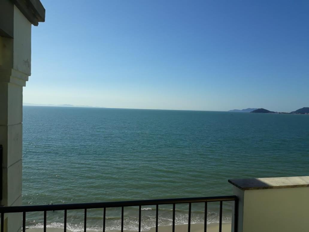 Apartamentos No Lexus Beira Mar Florianópolis المظهر الخارجي الصورة